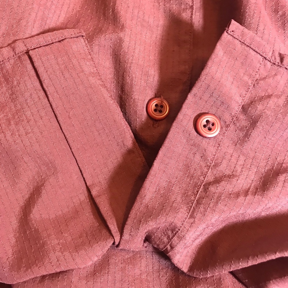 LLBean Traveler LS Wrinkle Resistant Button Down S - Picture 9 of 11